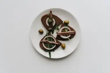 Cared-for dining detail